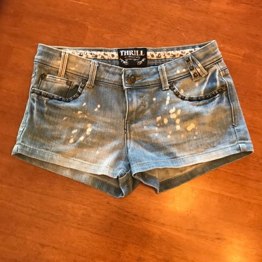 THRILL Splattered Jean ShortyShorts Bling Grommets. Size 5. Tswiftshorts! Swifty